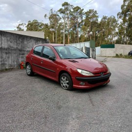 PEUGEOT - 206