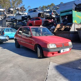 PEUGEOT - 205