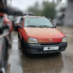 RENAULT - CLIO 1