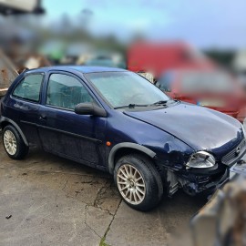 OPEL - CORSA B