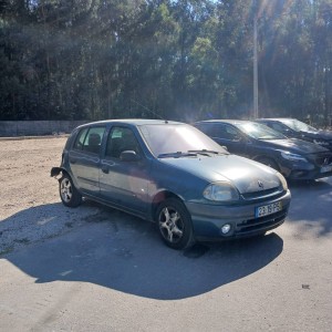 RENAULT - CLIO II