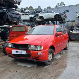 VOLKSWAGEN - POLO