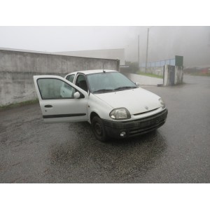 RENAULT - CLIO II