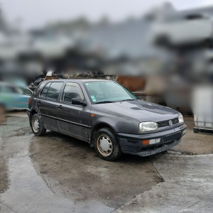 VOLKSWAGEN - GOLF III