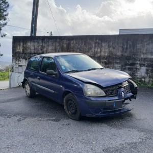 RENAULT - CLIO II