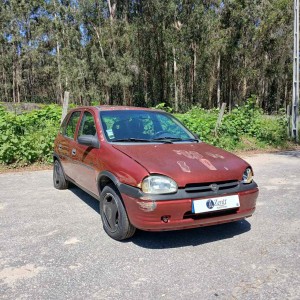 OPEL - CORSA B