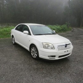 TOYOTA - AVENSIS
