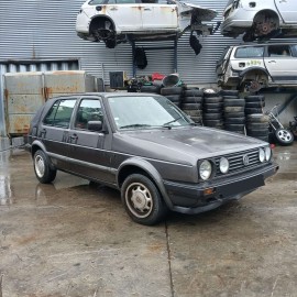 VOLKSWAGEN - GOLF II